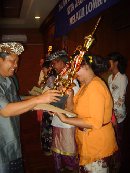 LOMBA MESATUA BALI DENBAR KEBAGIAN JUARA HARAPAN SATU.
