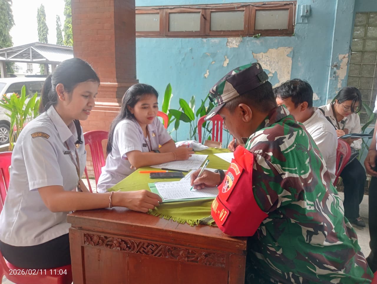 Peringatan HUT Kota Denpasar ke-238 Kecamatan Denpasar Barat mengadakan Kegiatan Donor Darah 