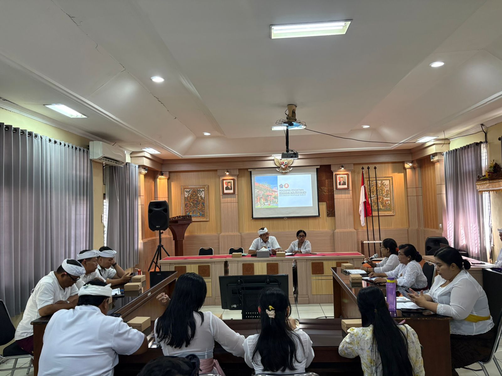 Rapat persiapan pendataan penduduk non permanen 