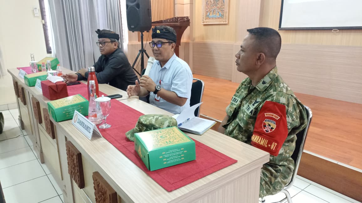 Camat Denpasasr Barat I Wayan Yusswara, SSTP,M.Si Pimpin Rapat Forum Koordinasi Pimpinan Kecamatan (Forkopimcam) 